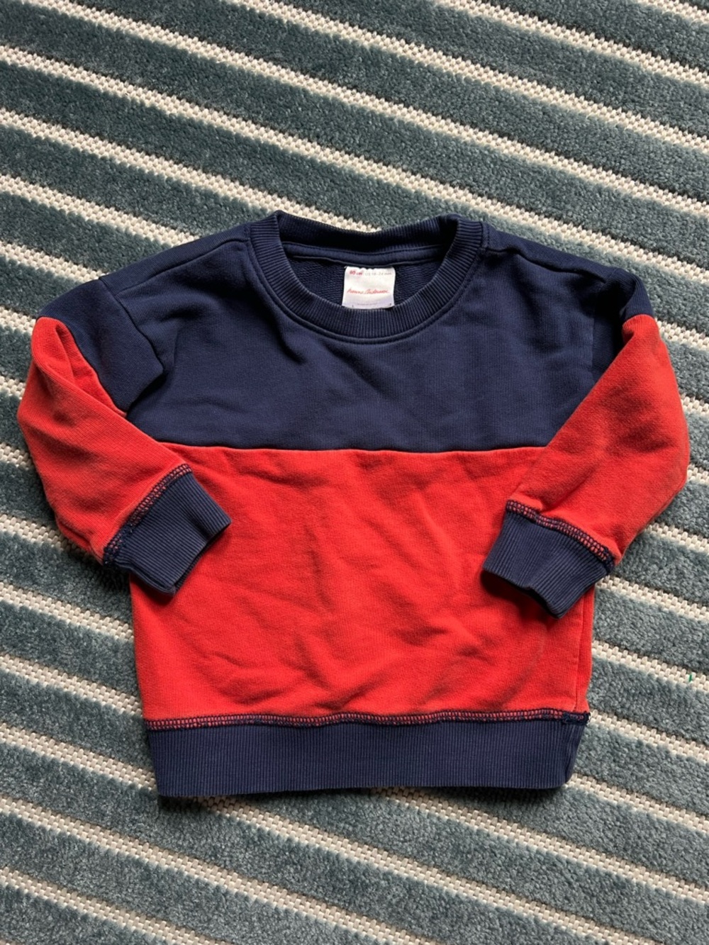 Hanna Andersson 18-24mo crewneck sweatshirt